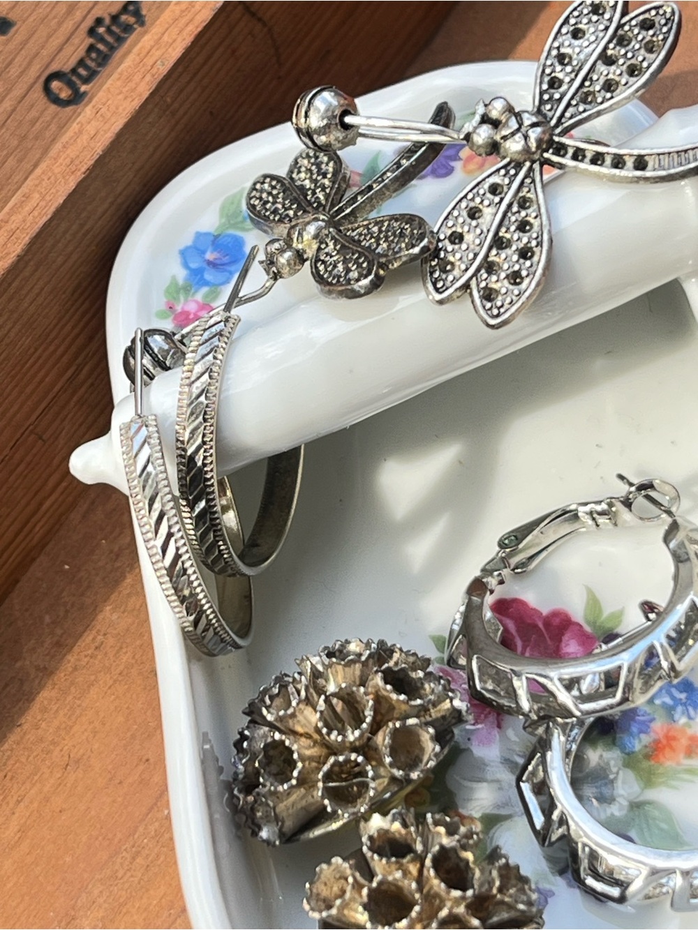 Vintage Earrings Lot - Picture 7 of 7